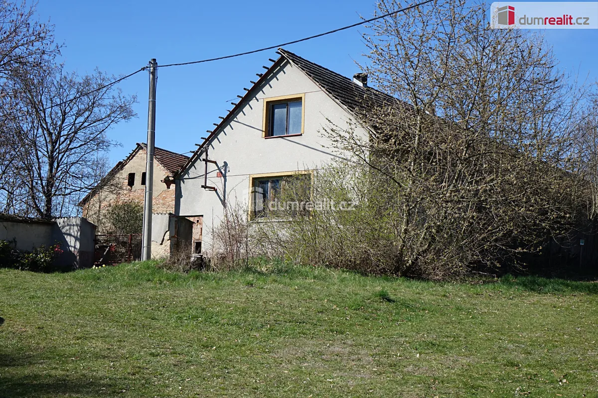 Prodej rodinného domu 95 m², pozemek 1509 m²